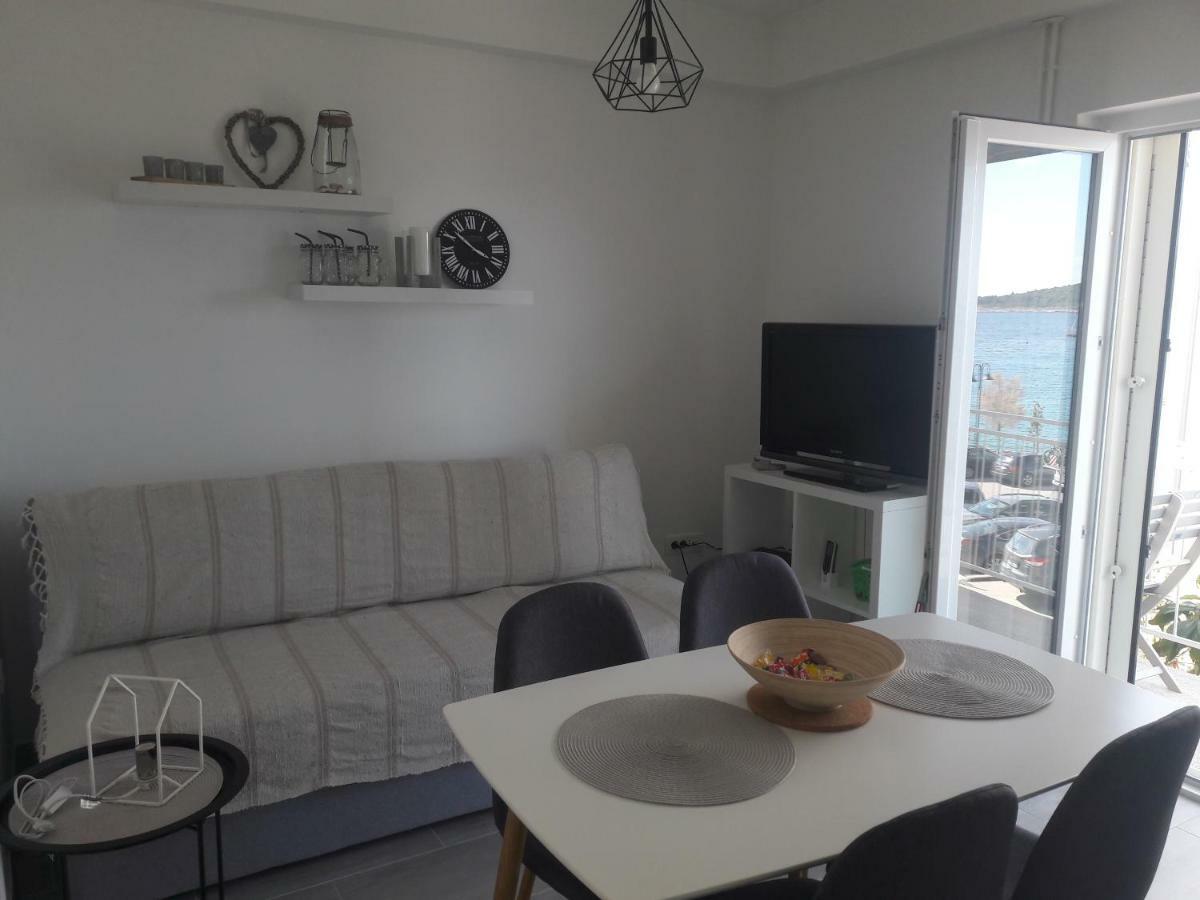 Apartment Tea 2 Primosten Ngoại thất bức ảnh